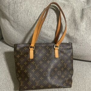 Beautiful Louis Vuitton PM  piano bag